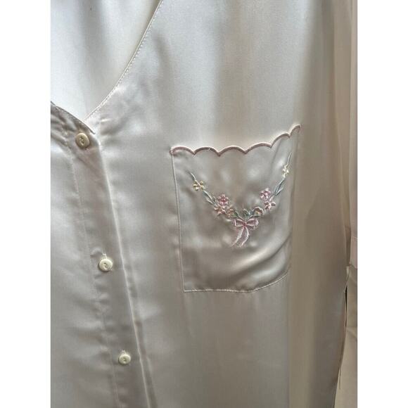 Vtg Etienne Bridal White Satin Nightgown~Nightshirt Sz M~feminine - Picture 3 of 8